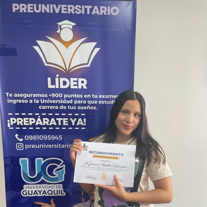 Kyara Anahi Vargas, Cupo en Obstetricia — Universidad de Guayaquil